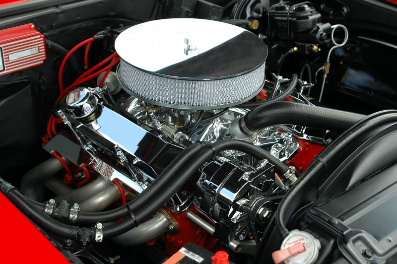 garagiste-DALUIS-min_car-engine-1548434